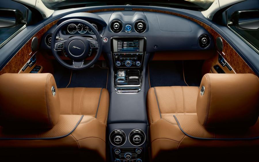  Jaguar XJ 2009 года  (фото 34 из 142)